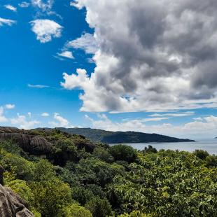 Soeur coco felicite island